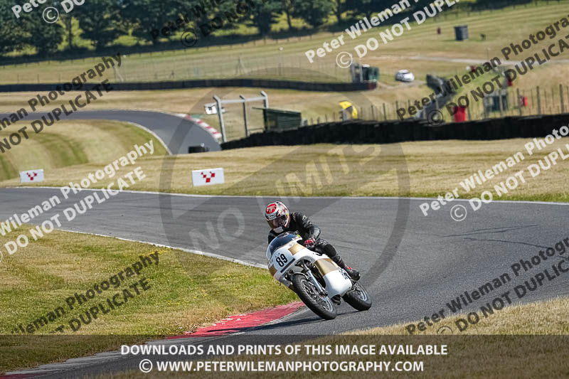 cadwell park;cadwell park photographs;cadwell trackday photographs;enduro digital images;event digital images;eventdigitalimages;peter wileman photography;racing digital images;trackday digital images;trackday photos
